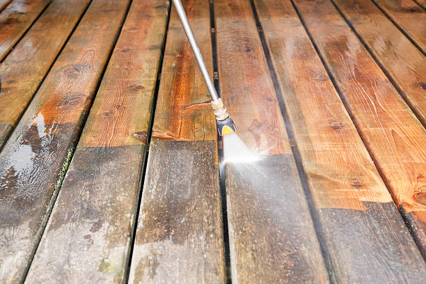 Best Garage Pressure Washing  in Manchester, WA
